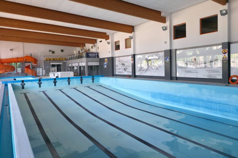 Żarów z dofinansowaniem na remont niecki basenu sportowego