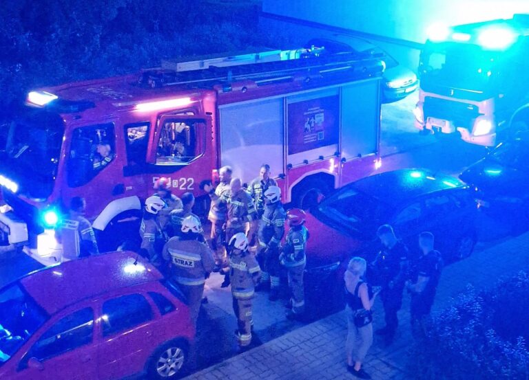 Rozpylił gaz, postawił służby na nogi