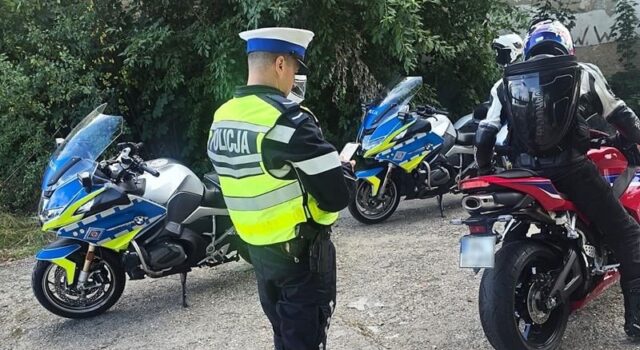 Skontrolowali ponad 1500 pojazdów, wystawili kilkaset mandatów. Bilans policyjnej akcji
