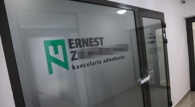 Świdnicki adwokat zatrzymany i z zarzutami