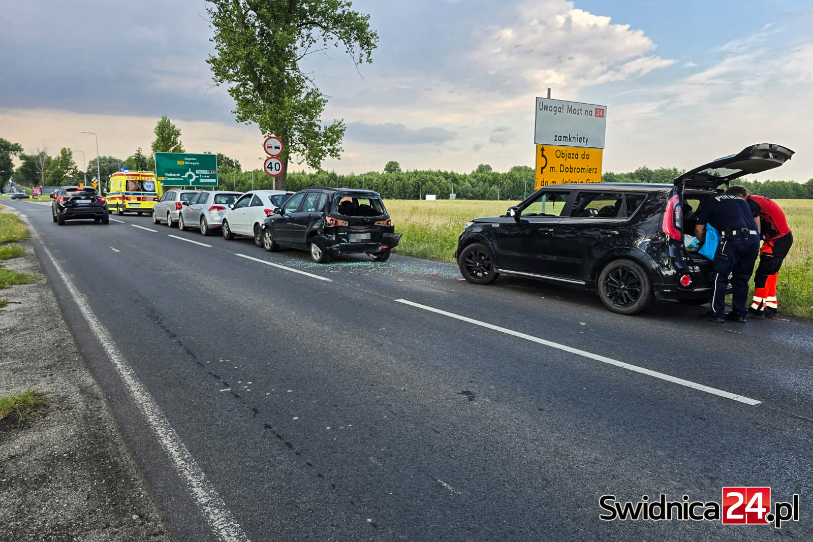 Zderzenie pięciu aut na ulicy Władysława Sikorskiego [FOTO]