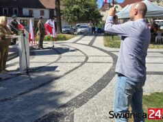 Kulisy samorządu: Kierowca fotograf i pani od Tik Toka