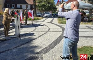 Kulisy samorządu: Kierowca fotograf i pani od Tik Toka