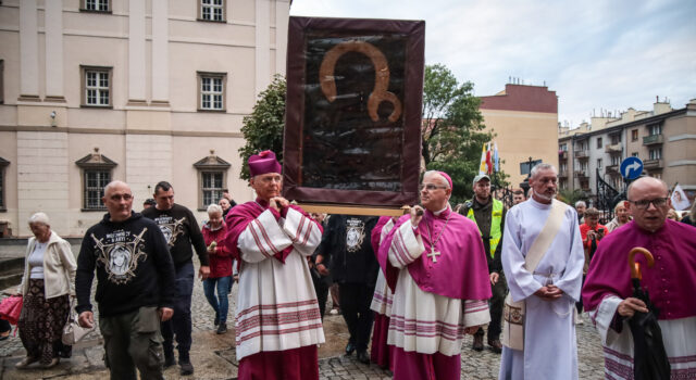 kopia obrazu Matki Bozej Czestochowskiej w Swidnicy 2026.08.26-58