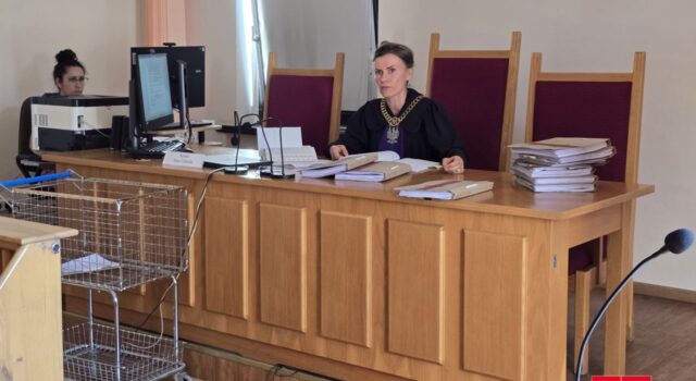 3 lata bezwzględnego więzienia dla Piotra S. Zabił amstaffa nożem i wrzucił do stawu