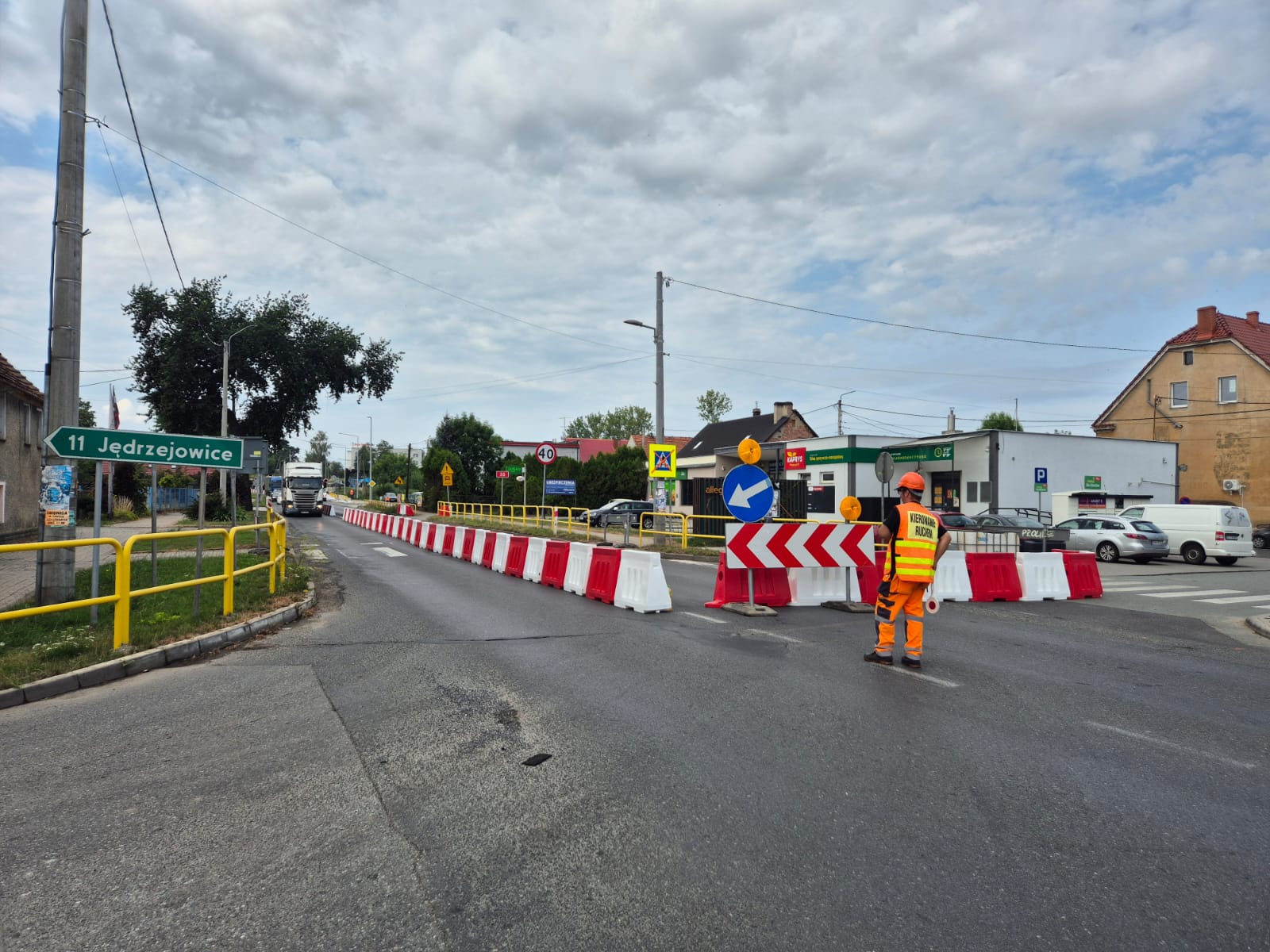 Ruszają prace na odcinku krajowej 35-tki w Marcinowicach, są utrudnienia