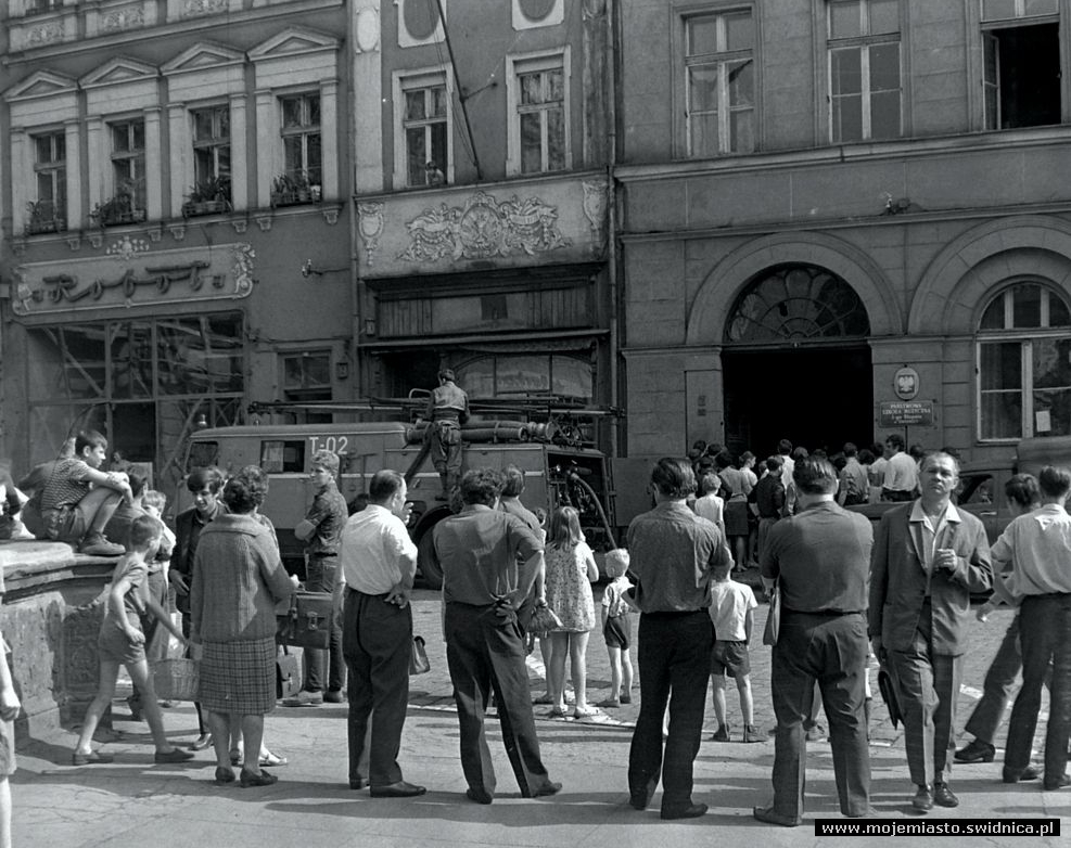 Świdnica wczoraj i dziś. Rynek