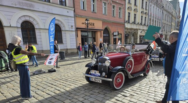 20260926 V Rajd Pojazdów Zabytkowych Księstwa Świdnicko-Jaworskiego (33)