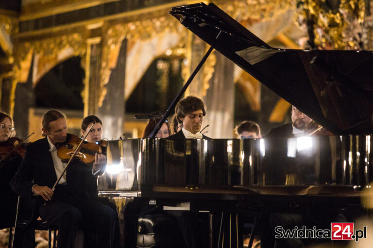 Rafał Blechacz zachwycił w Kościele Pokoju. „Nadzwyczajny koncert” na 25-lecie wpisania zabytku na listę UNESCO [FOTO/VIDEO]