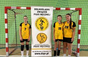 Zawodniczki Victorii z brązowymi medalami w Zielonej Górze