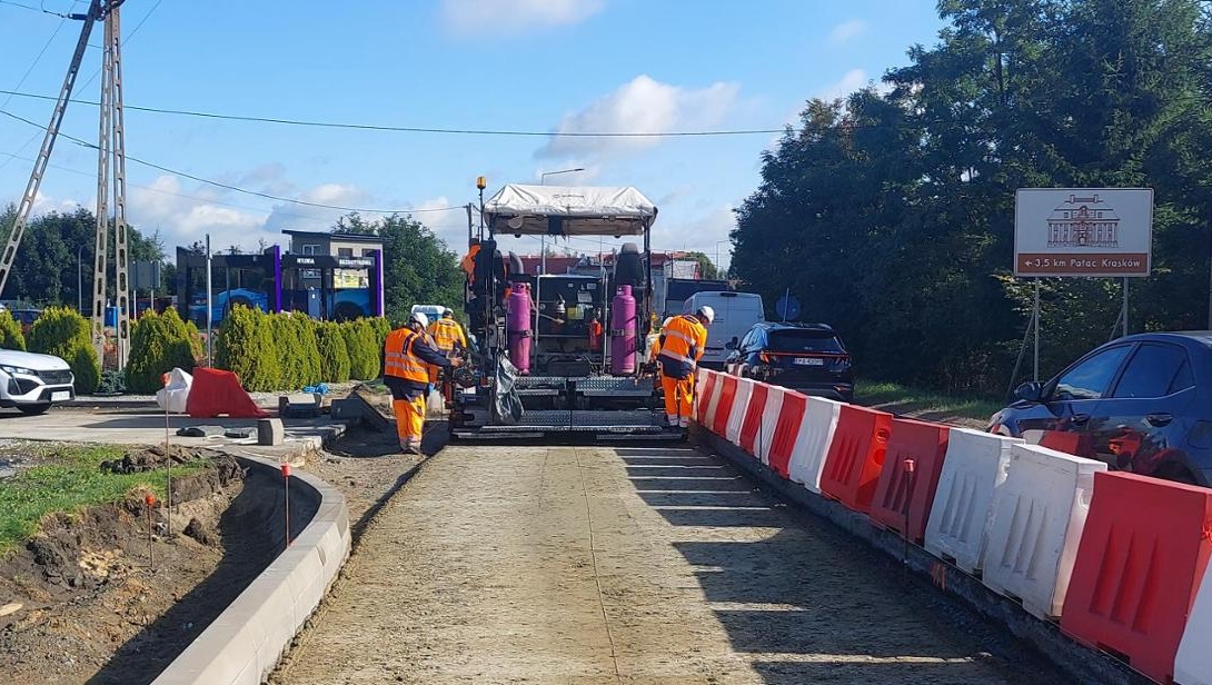 Remont odcinka krajowej „trzydziestki piątki” na półmetku. niedługo ruszy kolejny etap prac [FOTO]