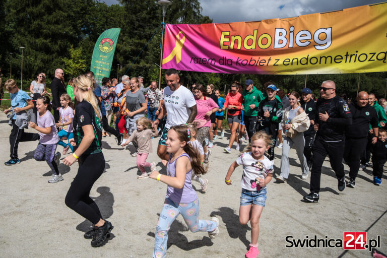 Promowali wiedzę o endometriozie. IV Świdnicki EndoBieg z piknikiem rodzinnym [FOTO/VIDEO]