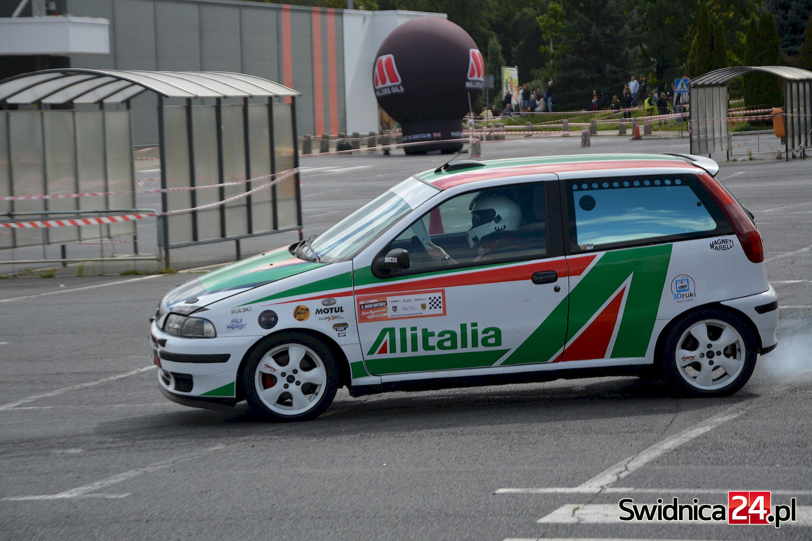 Ścigali się przy Strzegomskiej. Trwa walka o tytuł Dolnośląskiego Mistrza Kierownicy [FOTO]