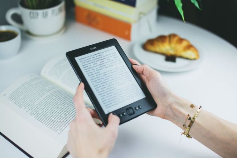 Czytniki ebook dla początkujących – od czego zacząć?
