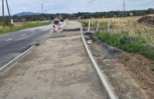 Wyczekiwana inwestycja ciągle w proszku. Dlaczego nie zakończyła się budowa ścieżki rowerowej do Jagodnika?
