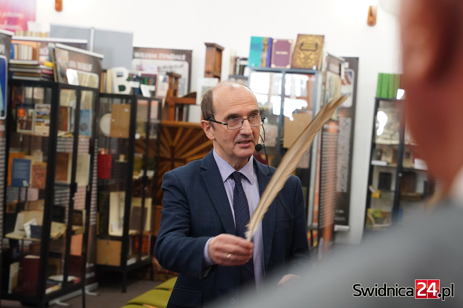 Ponad 3000 eksponatów i 3500 lat historii. W Świdnicy otwarto Muzeum Biblii [FOTO]
