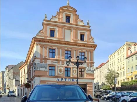 Służby na giełdzie staroci. Czy jest szansa na ucywilizowanie sytuacji?