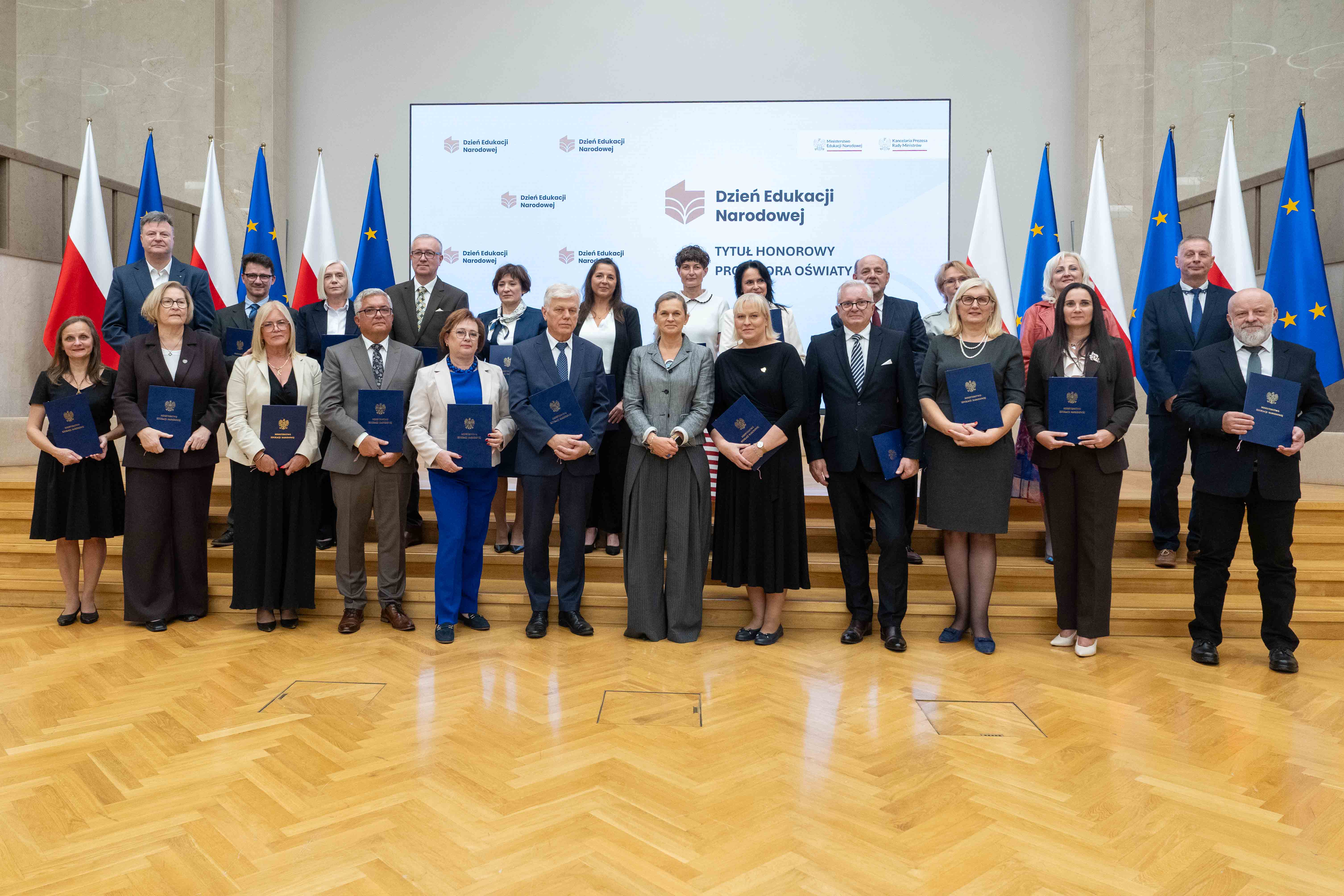 Nauczycielka ze świdnickiej szkoły muzycznej z tytułem Profesora Oświaty