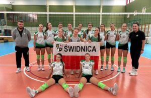 Juniorki i pierwszy zespół młodziczek z pewnymi zwycięstwami