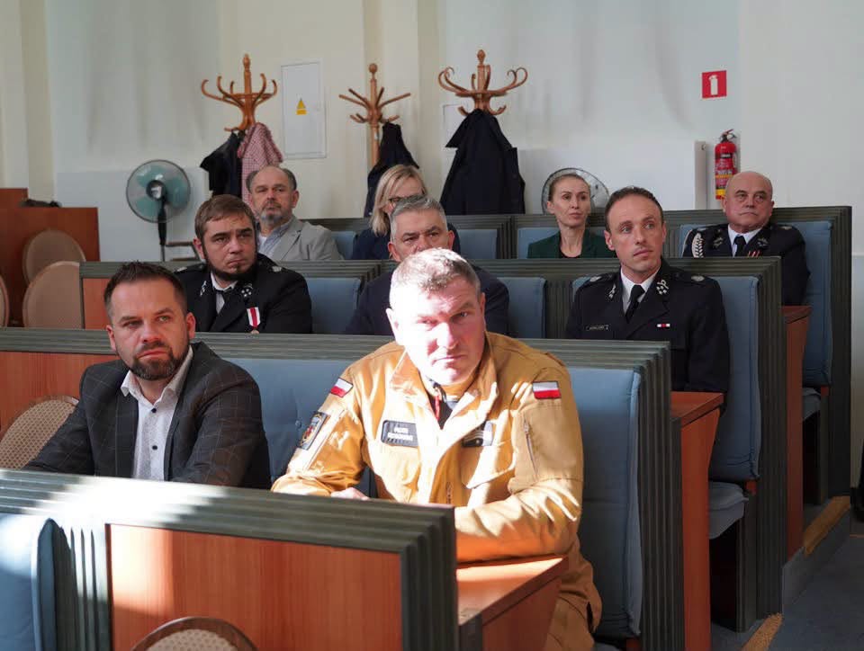 Nowy wóz ratowniczo-gaśniczy trafi do OSP Burkatów. Do zakupu dokłada się samorząd województwa